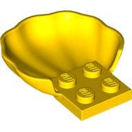 Animal Body Part, Clam / Scallop Half Shell with 4 Studs