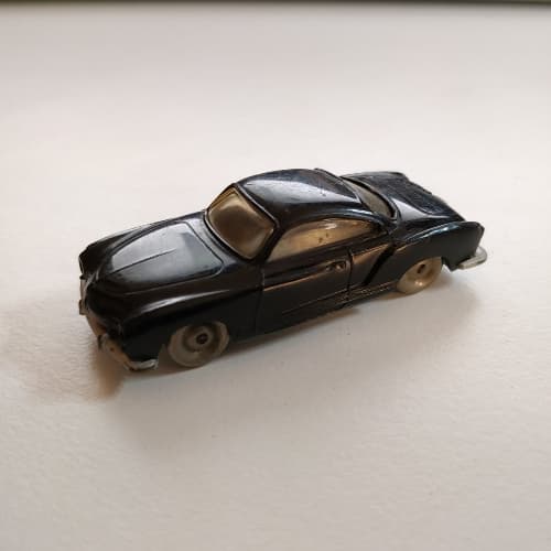 HO Scale VW Karmann Ghia