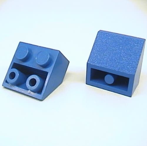 Slope Inverted 45° 2 x 2 [Round Bottom Pin]