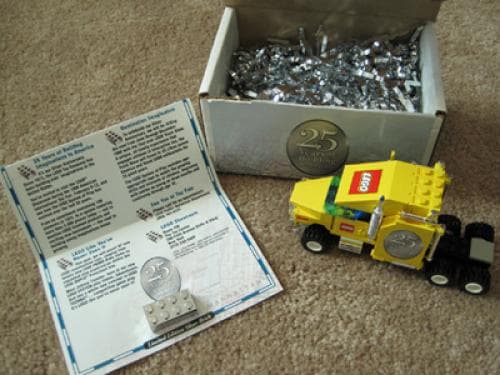LEGO Truck [Toy Fair 1998 25th Anniversary Edition]