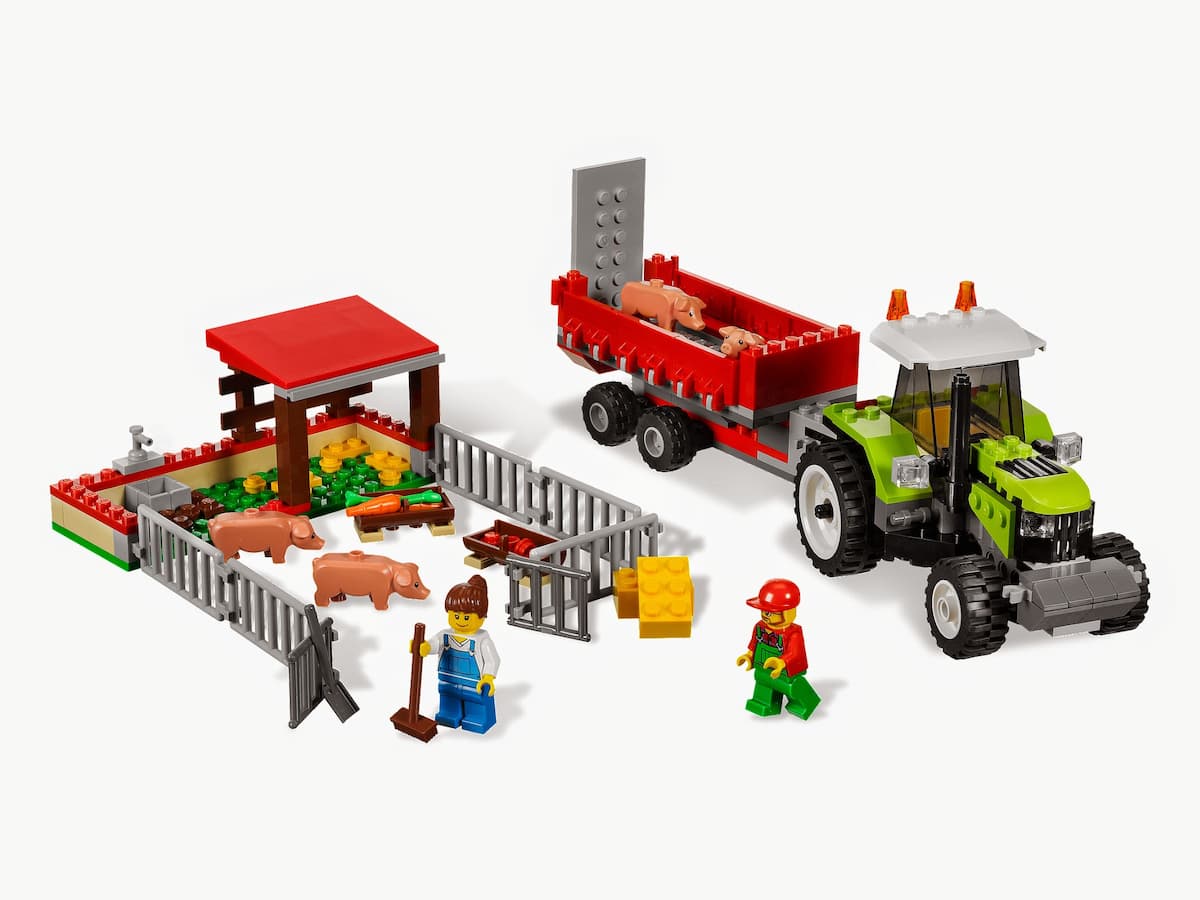Pig Farm & Tractor