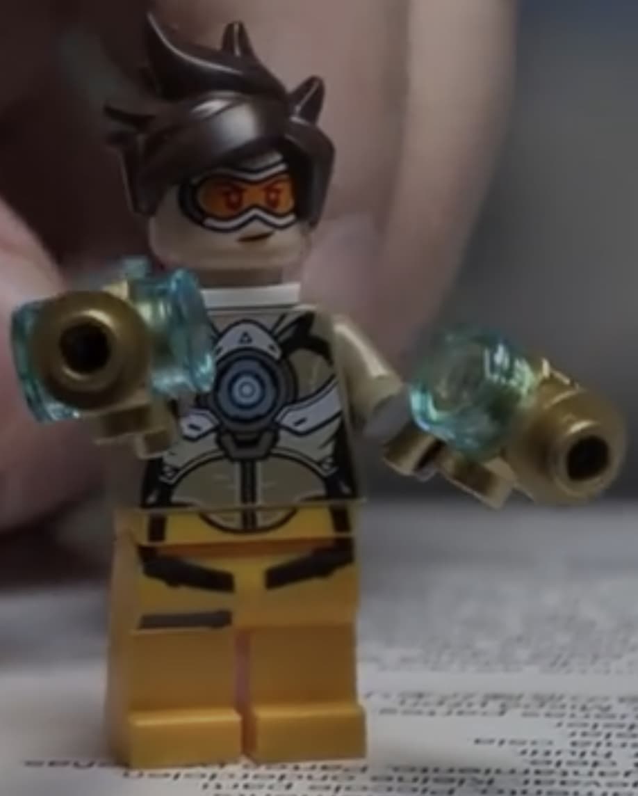 Tracer (Golden Guns Version)