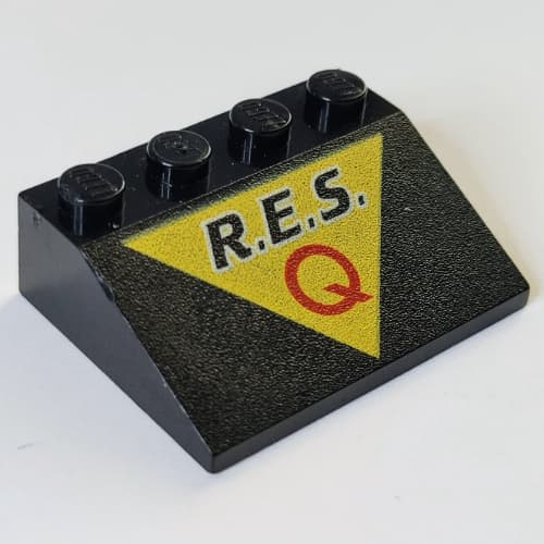 Slope 33° 3 x 4 with 'R.E.S. Q' on Yellow Triangle Print (Res-q)