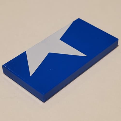 Tile 2 x 4 with Half White Star print