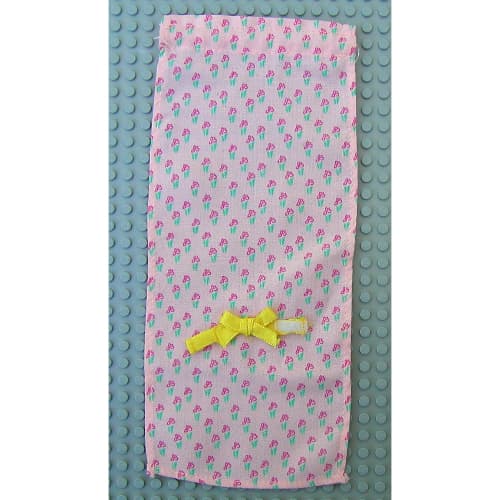 Scala, Curtain with Yellow Bow and Red Flower Print