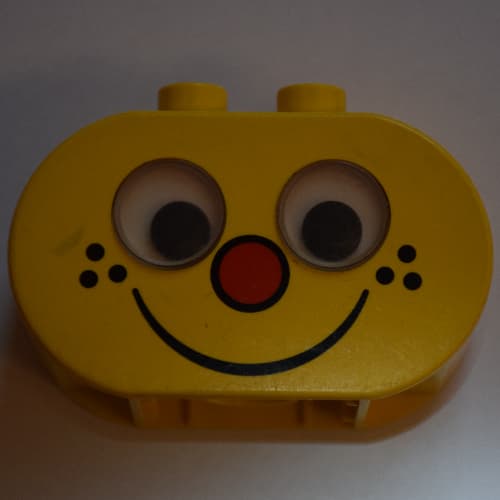 Duplo Brick 2 x 4 x 2 Rounded Ends and Rattling Eyes with Freckle Face Print