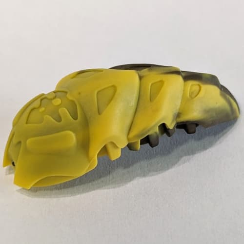 Large Figure Accessory, Rahkshi Kraata Stage 1 with Marbled Black Tail Pattern