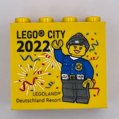 Brick 2 x 4 x 3 with 'LEGOLAND Deutschland Resort LEGO City 2022' Print