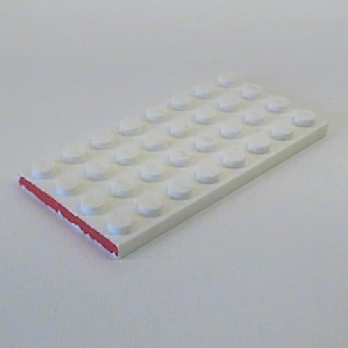 Plate 4 x 8 with Waffle Bottom with Red Line on 1 Short Edge Print