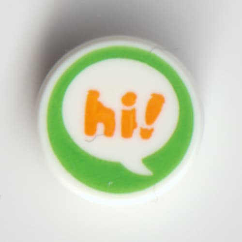 Tile Round 1 x 1 with Orange 'hi!' in Speech Bubble On Green Background print