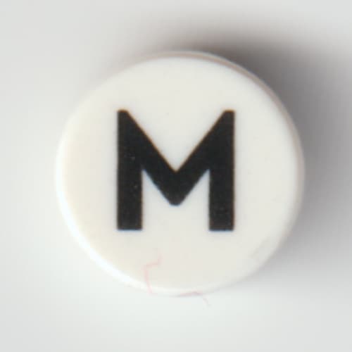 Tile Round 1 x 1 with Black 'M' / 'W' print