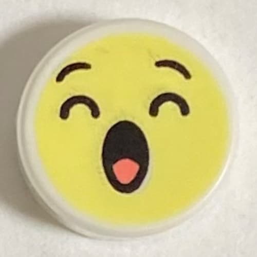 Tile Round 1 x 1 with Smiley, Closed Eyes, Open Mouth Singing print