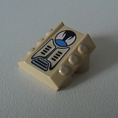 Slope 2 x 2 No Studs, with 3 Side Pistons Raised Edges and Duster Print