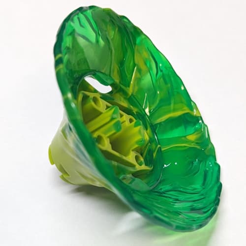 Brick Round Cone Spinner with Marbled Trans-Green Pattern