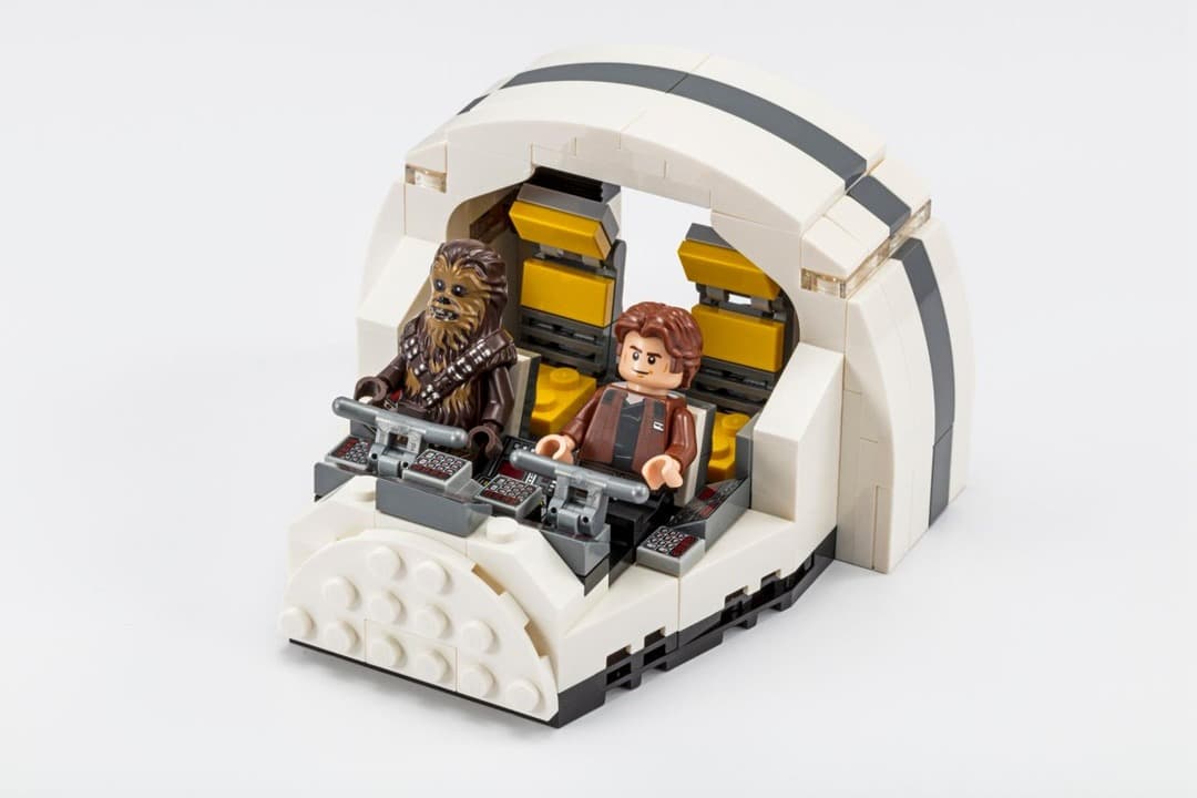 Millennium Falcon Cockpit