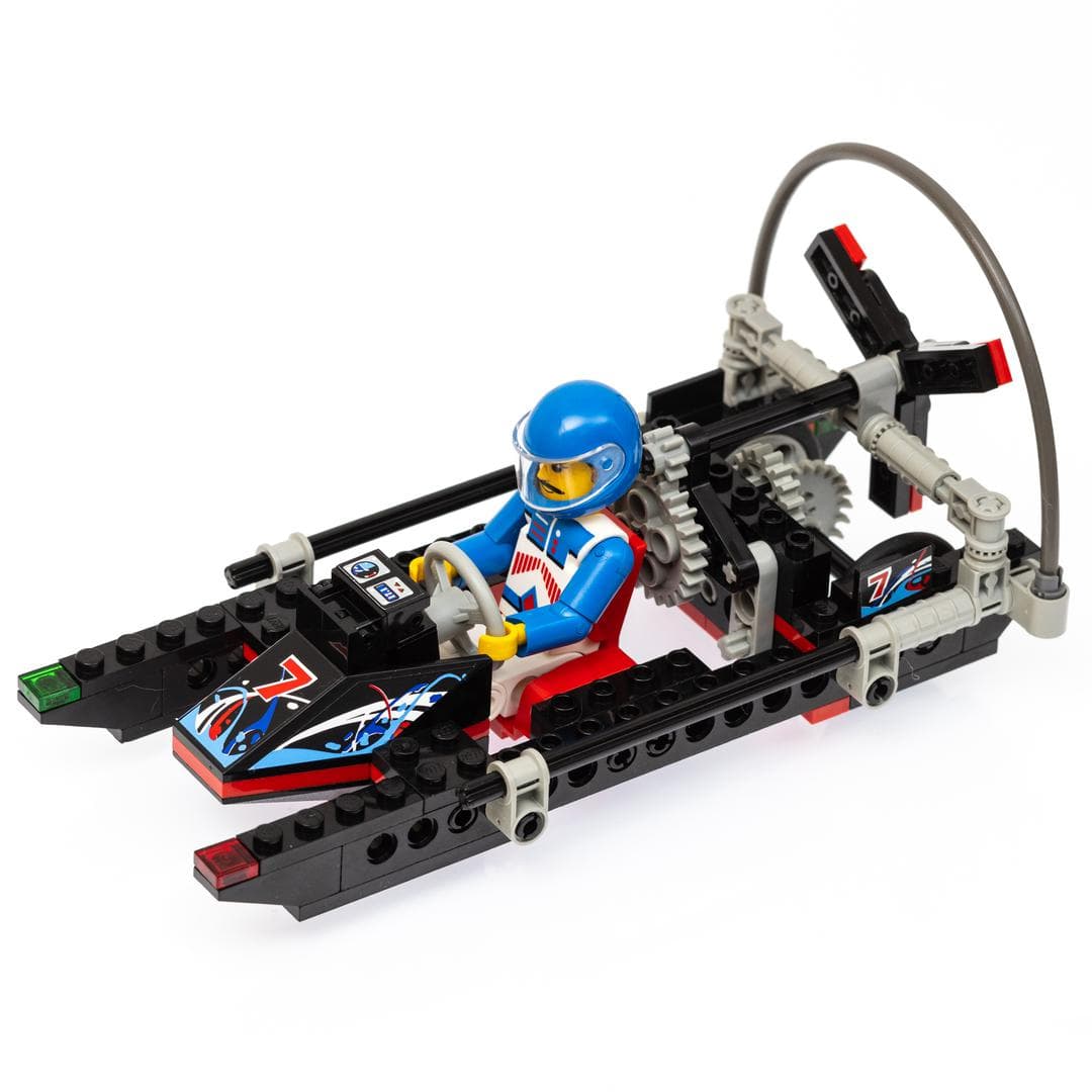 Hydrofoil 7 / Powerboat Columbia